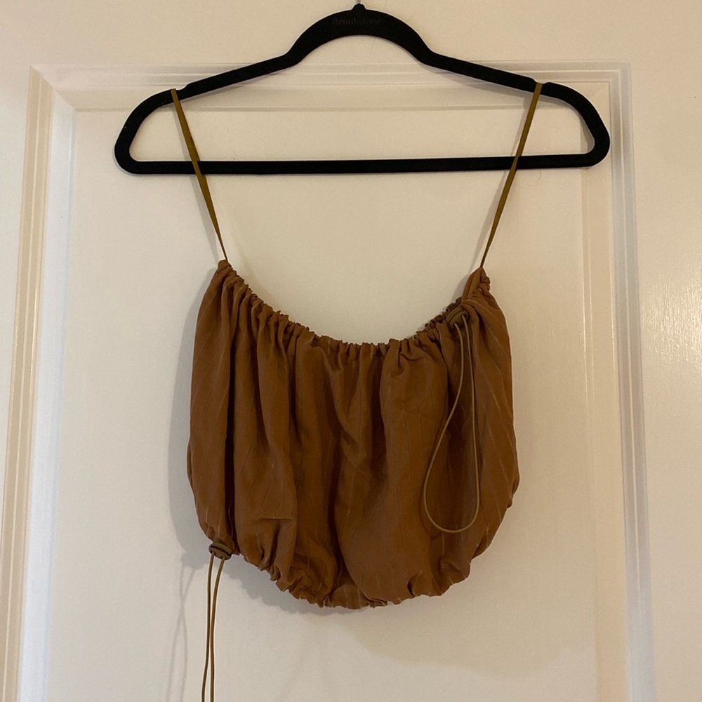 Line and Dot Cropped Tube Top